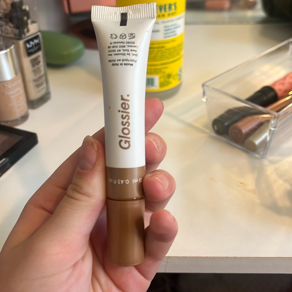 BRAND NEW GLOSSIER BRONZER PAINT